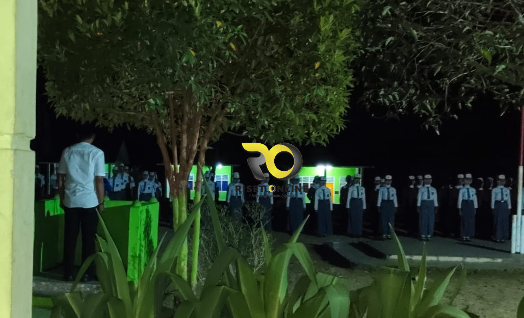 Acara pengukuhan Anggota Pasukan Pengibar Bendera (Paskibra) Desa Mangkunegara, Kecamatan Penukal, K